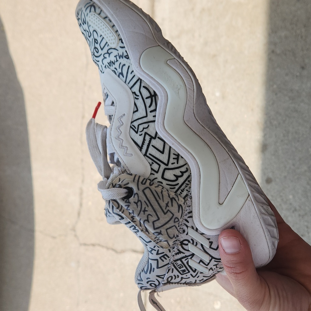 Adidas D.O.N. Issue #3 Lightstrike Donovan Mitchell Kids Basketball Shoe